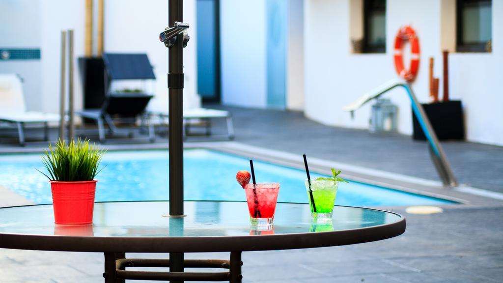 Hotel Salome Calafell Exterior photo